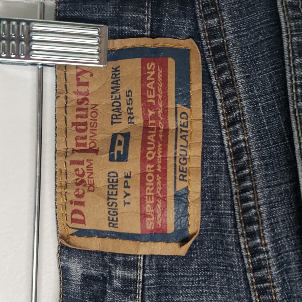 Diesel‎ boot cut jeans medium wash - Picture 11 of 15